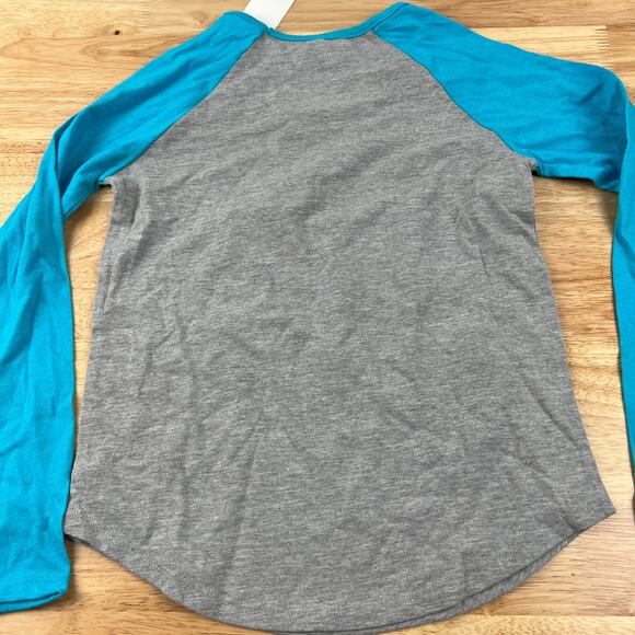 Disney Zombies 2 Girls' Gray Long Sleeve Graphic T-Shirt - Size Medium - NWT - Picture 6 of 6